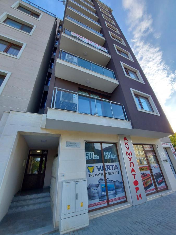 Grey Apartment Warna Exterior foto